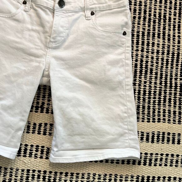 Kut from the allots Size 6 Catherine Boyfriend short white womens shorts - Picture 3 of 7